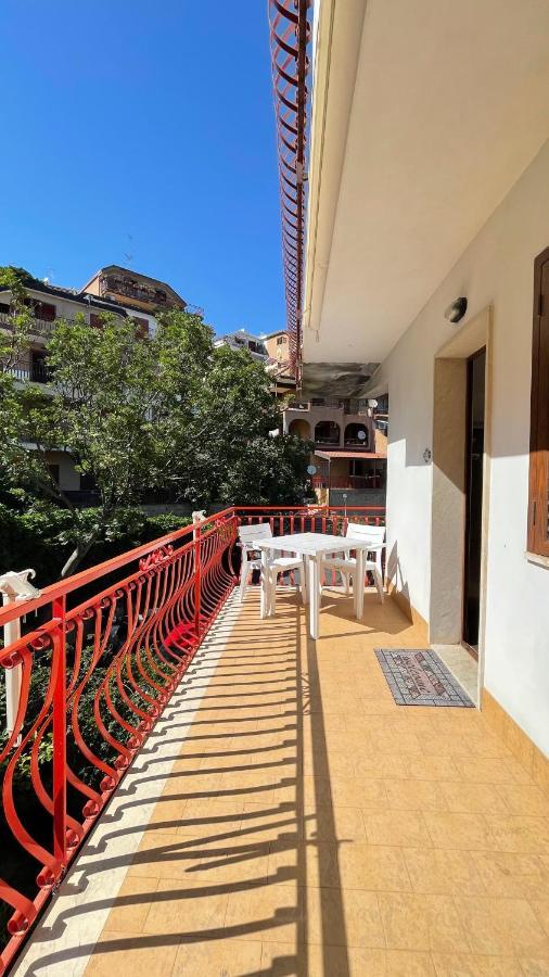 Baia Aurora Villa Letojanni Exterior photo