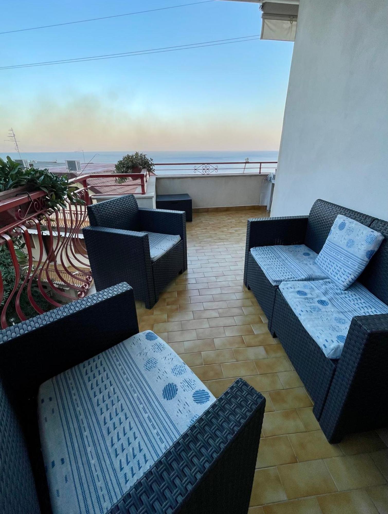 Baia Aurora Villa Letojanni Exterior photo